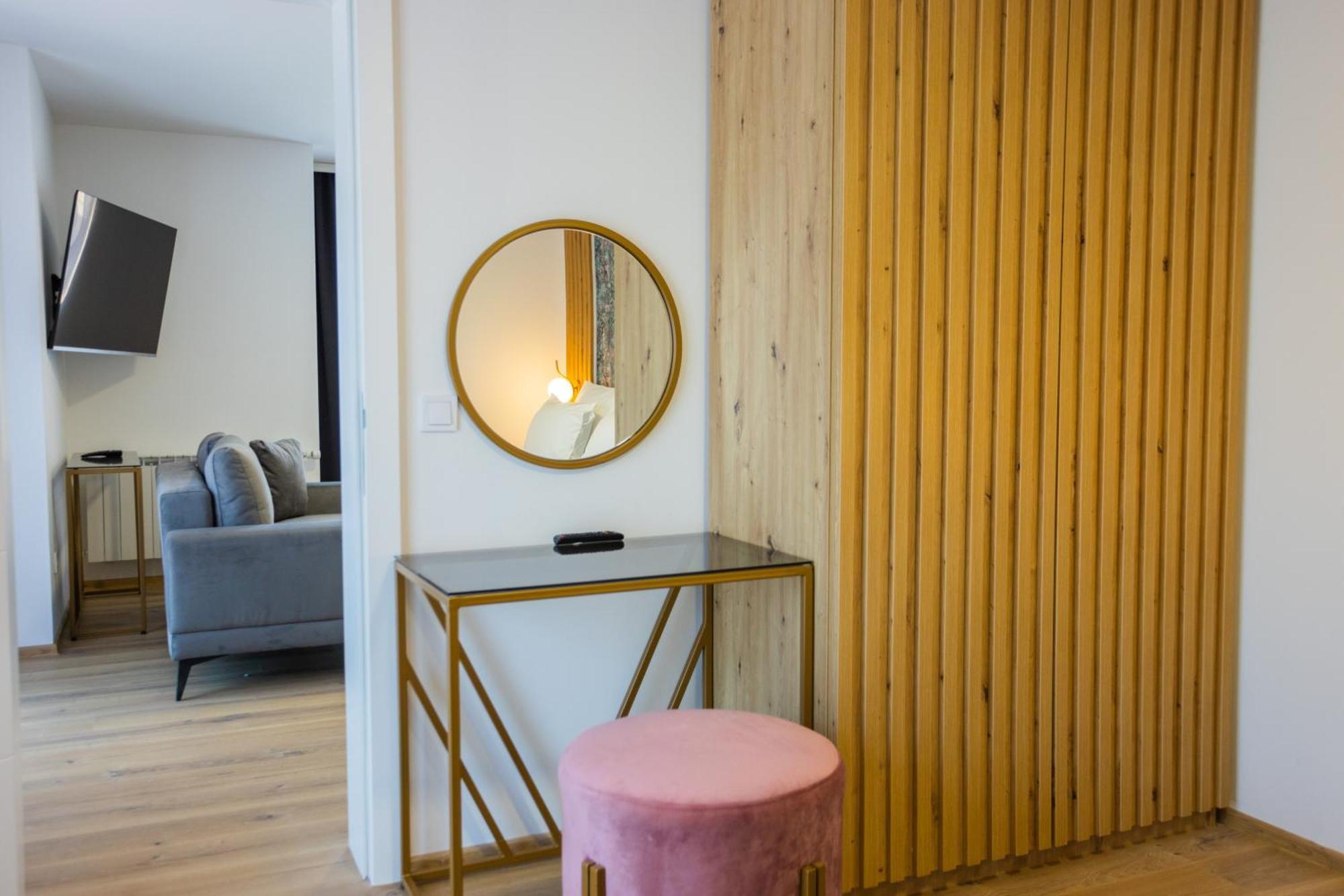 Apartamento Happy House Old Town Luxury SJJ Exterior foto